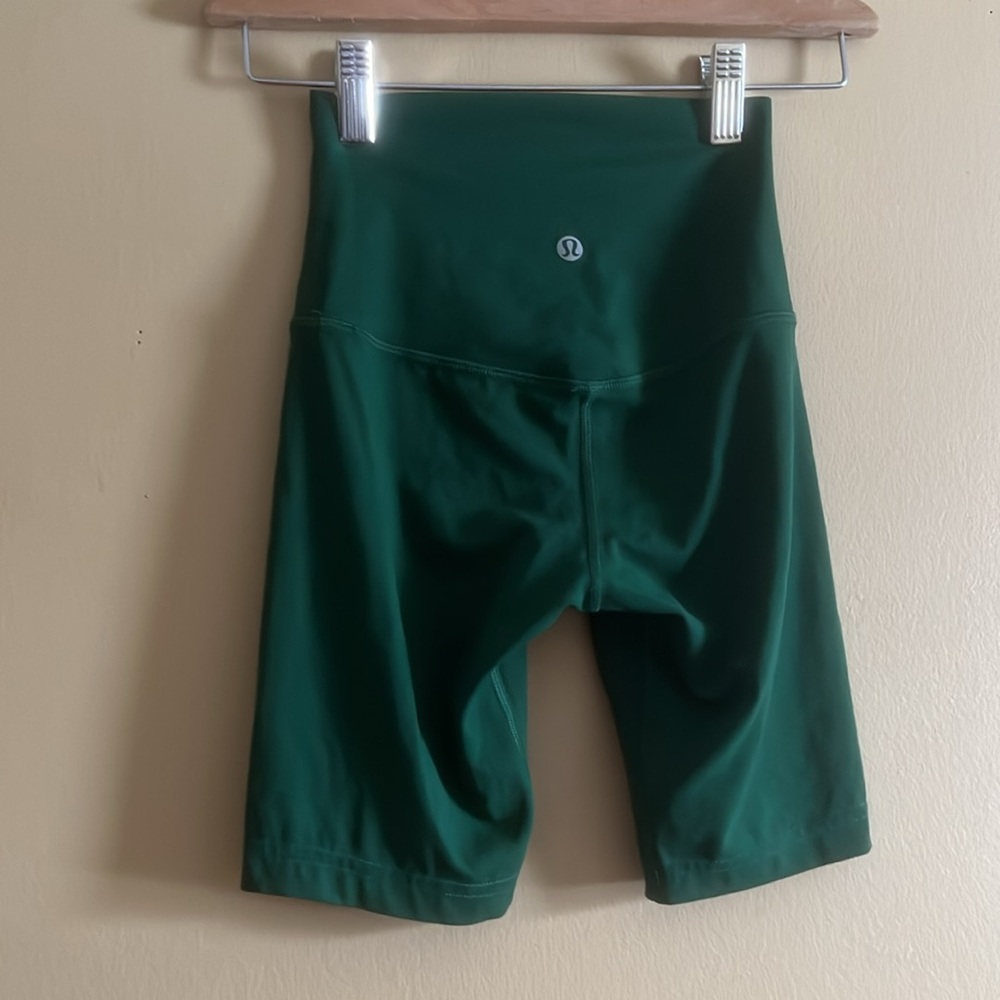6” lululemon short - Picture 2 of 3